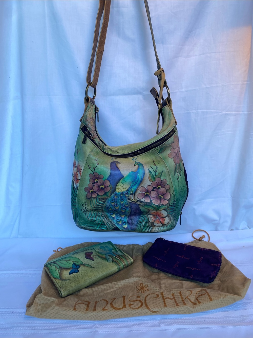 Anuschka Green Hand-Painted Peacock Shoulder Bag Wallet Dust Cover Cosmetic Bag